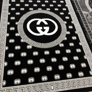 Meet your Posher, Fatma